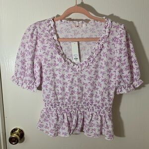 Francesca’s NWT purple Andrea floral puff sleeve blouse Size XS